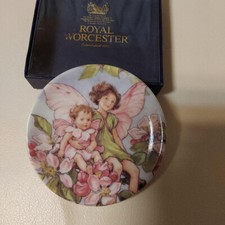 ROYAL WORCESTER Cicely Mary