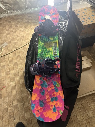 Burton snowboard social - snowboard., 147