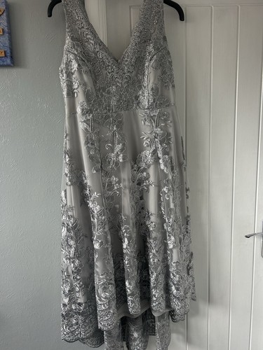 Brand new quiz dress size - dress,