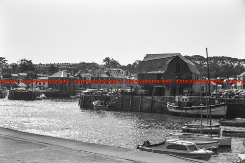 Q001136 padstow harbour - q001136,