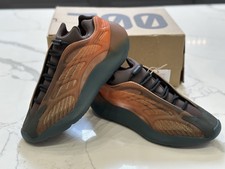 Genuine Adidas Yeezy 700 V3