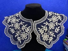 Large Style Lace Collar Sewn