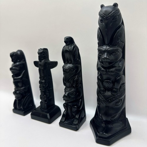 Totem pole lot argillite - lot,