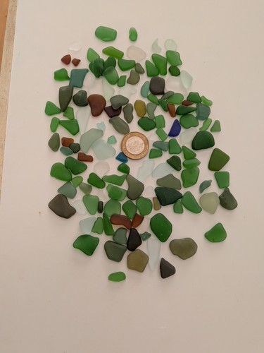 Over 100 pieces - 100, sea