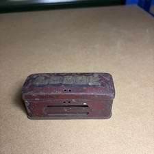 Lodge spark plug tin