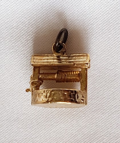 Pendant charm wishing well - pendant,