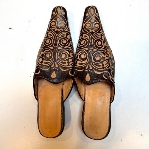 Brown moroccan babouches - brown,