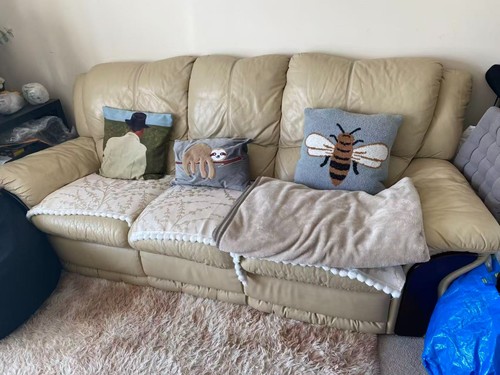 Cream beige seater - seater, recliner
