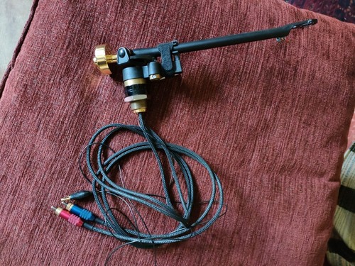 Rega 250 tonearm - rb, moth