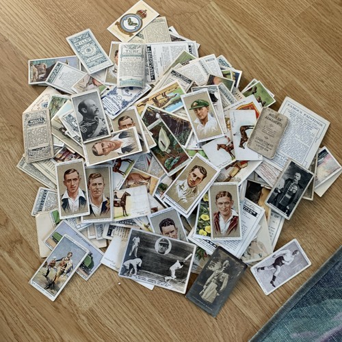Cigarette cards very old - cigarette,