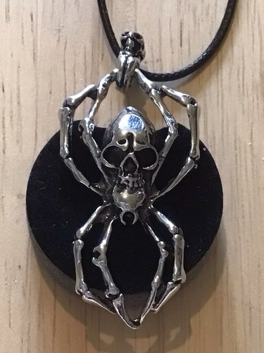 Gothic skull spider - spider, pendant