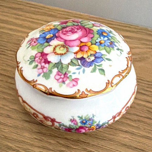Staffordshire fine bone china - staffordshire,