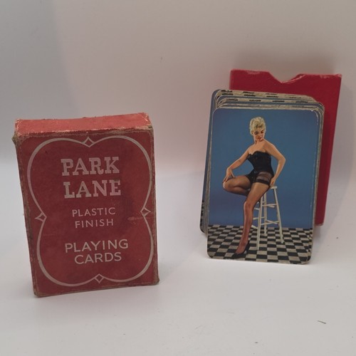 Park lane playing - park,