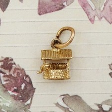 Vintage 9ct rose gold miniature wishing well charm / pendant, small, make a wish