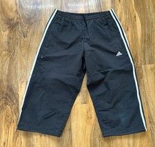 Vintage Adidas 3/4 Shorts Mens Small Black 3 Stripes Elastic Waist Drawstring