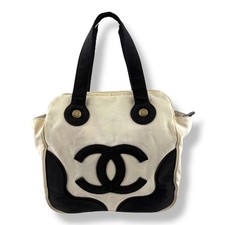Chanel CC White/Black