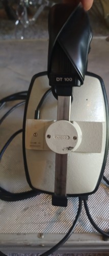 Beyerdynamic dt100 headphones - beyerdynamic,