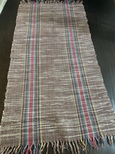 Vintage woven rag rug - woven, 70”