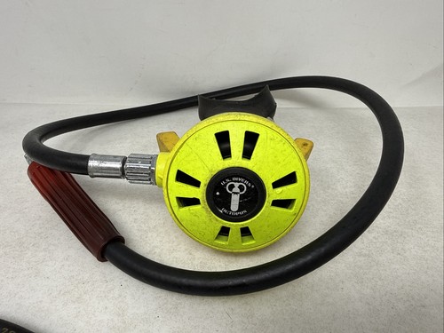 Divers regulator aqua lung - regulator,