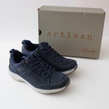CLARKS Wave Walk Women's