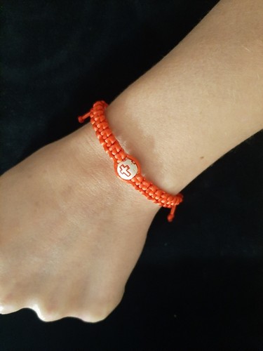 Kabbalah red string protection - kabbalah,