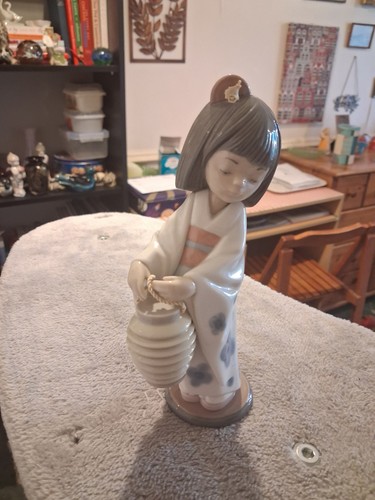 Ladro chinese girl - ladro,