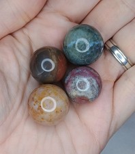 Set Of 4 Agate Crystal Spheres Mineral Healing Crystal Metaphysical 