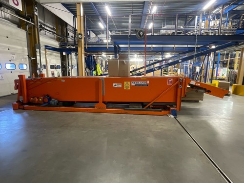 Telescopic conveyor for - telescopic,