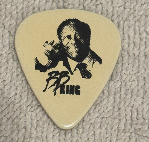 King guitar pick - bb,
