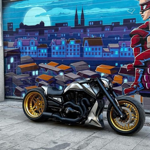Into harley davidson - into, v-rod