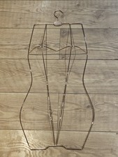 Rose Gold Metal Frame Hanging