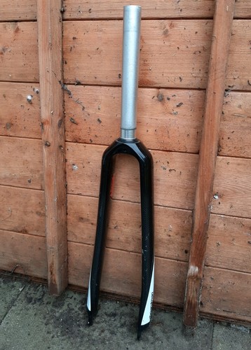Boardman carbon fiber - fiber, road