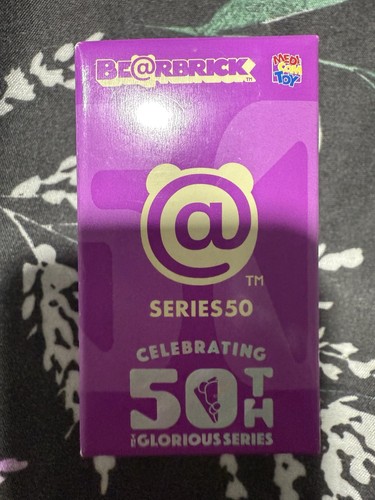 Sealed bearbrick series 50 - 1,