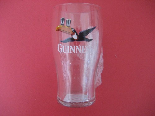 Guinness flying toucan - toucan, one