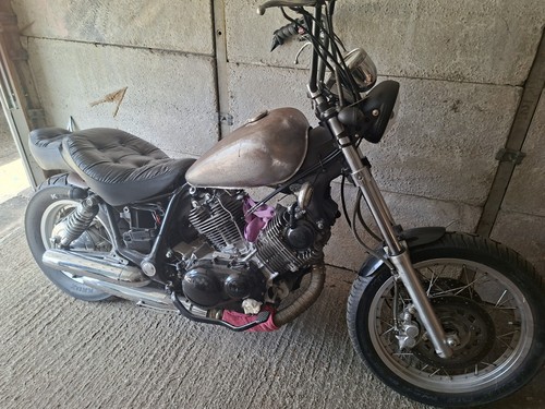Yamaha virago xv750 custom - yamaha,