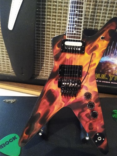 Dimebag darrell dean - darrell, dime