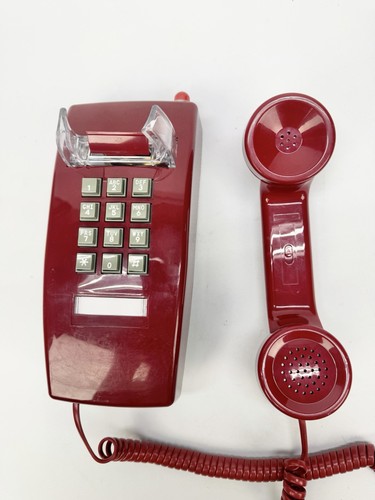 Vintage 1970s red - 1970s, button