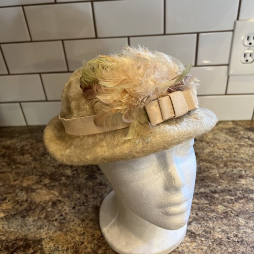 Vintage women green felt - vintage,