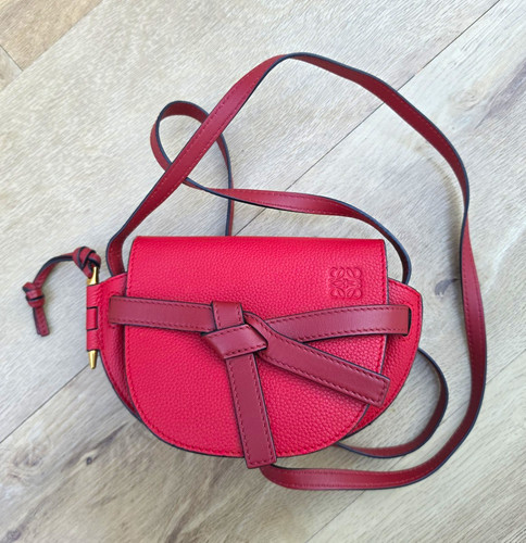 Loewe red pebbled leather - loewe,