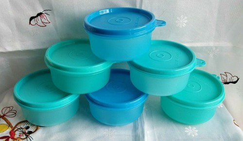 T18 new tupperware - j,