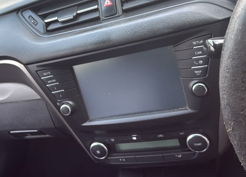 Toyota avensis 4dr 2015 - 2015,