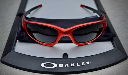 Oakley straight jacket - oakley,