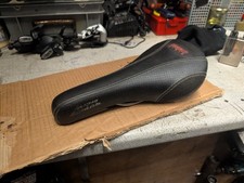 SDG GRAND PRIX D/H SADDLE