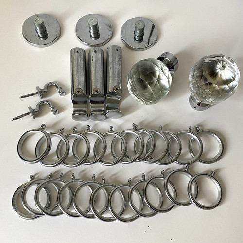 Job lot curtain pole finials - job,