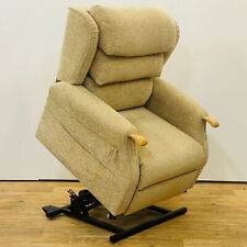 Oak Tree Riser Recliner Chair - High Leg Lift – 22” Seat Width  /  Wide Petite