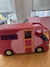 Barbie Camper Van With Pool, Kitchen And Pop-Up Roof