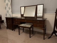 7 Piece bedroom furniture set