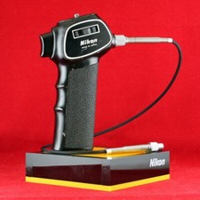 *NIKON PISTOL GRIP MODEL 2 & NIKON SHUTTER RELEASE CABLE | for NIKON F & F2 ETC*