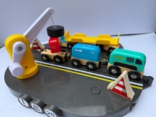 ELC CRANE WITH SOUNDS TRAIN TRUCKS FOR WOODEN TRAIN SET