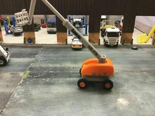 1.76  Leanie Cherry Picker -